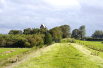 Der Deich nach Dagebüll-Kirche